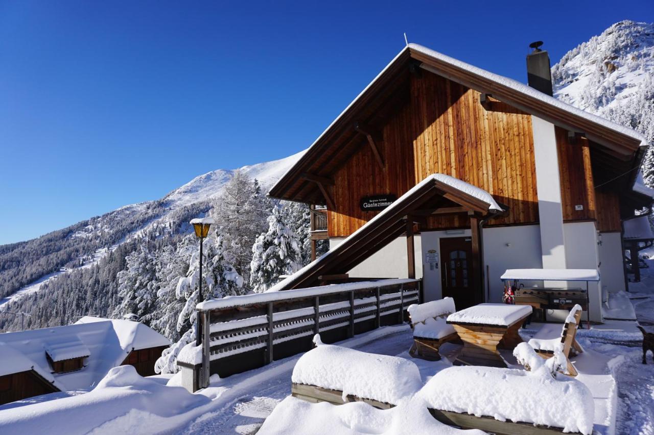 Bergheim Schmidt: Alpine Forest Huts on the Slopes Turracher Hoehe Exterior photo