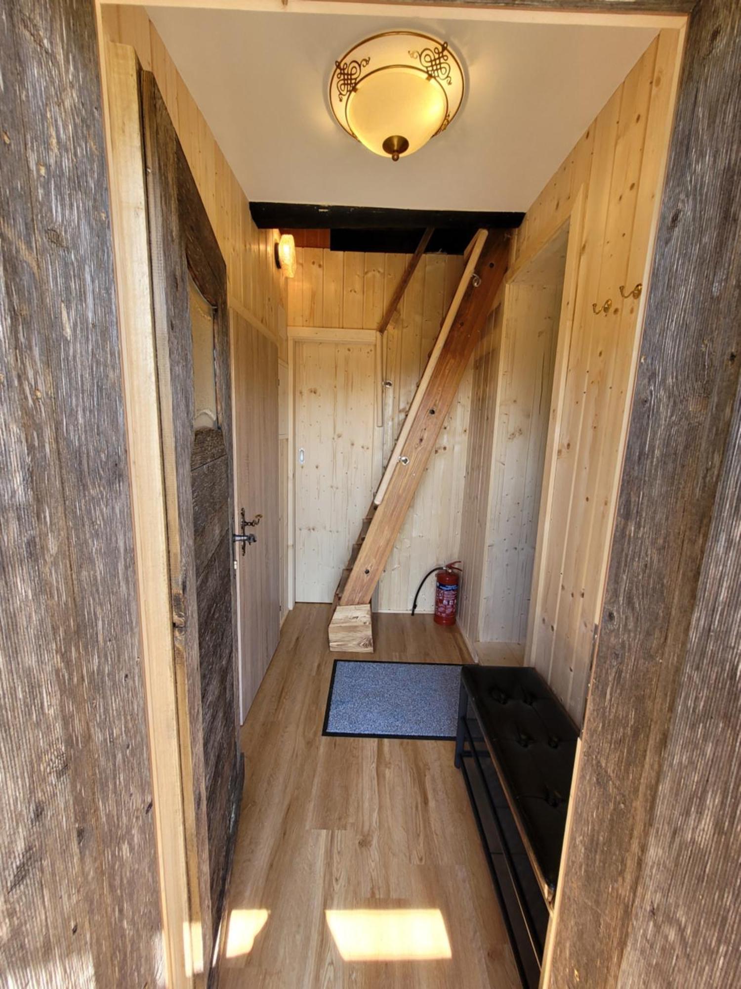 Bergheim Schmidt: Alpine Forest Huts on the Slopes Turracher Hoehe Room photo