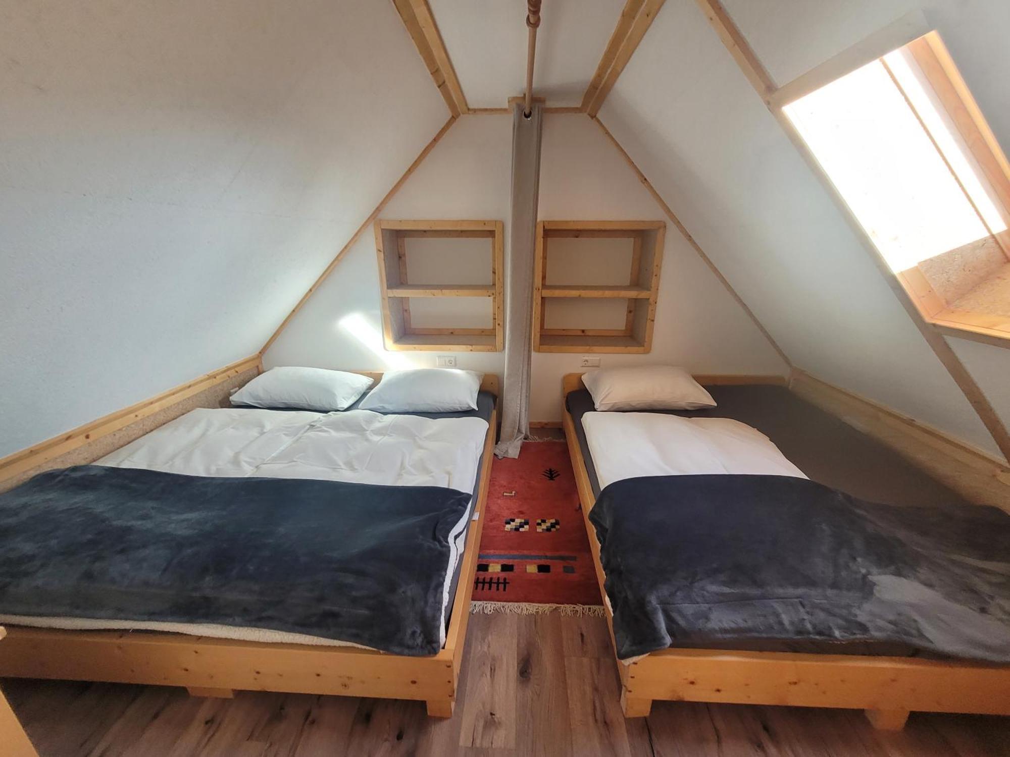 Bergheim Schmidt: Alpine Forest Huts on the Slopes Turracher Hoehe Room photo